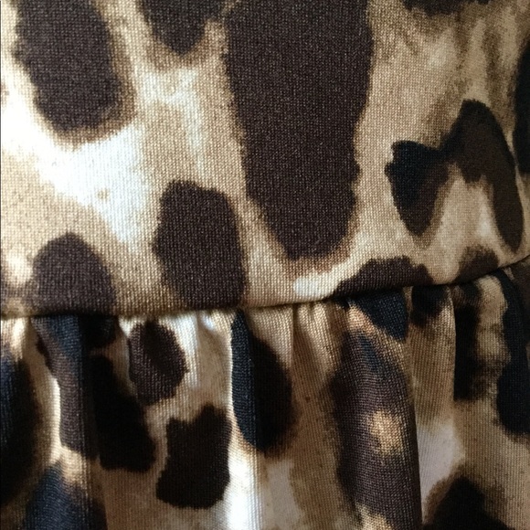 Betsey Johnson Ruffle Sleeve Small Leopard Top - Picture 6 of 7